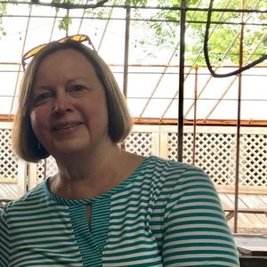 Meet your Posher, Jeanne